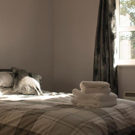 The Bell Apartment. Modern, Stylistic & Luxurious Falkirk Ngoại thất bức ảnh