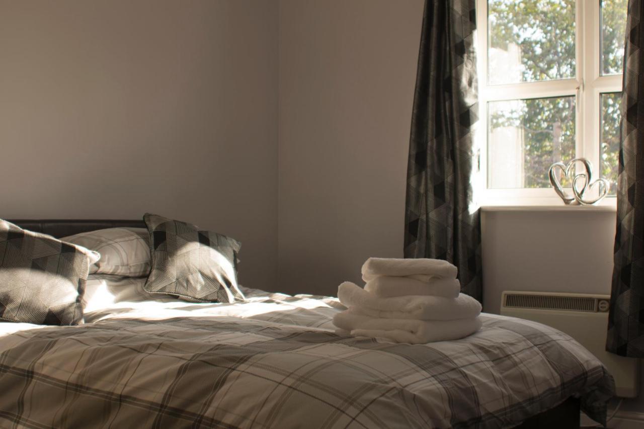 The Bell Apartment. Modern, Stylistic & Luxurious Falkirk Ngoại thất bức ảnh